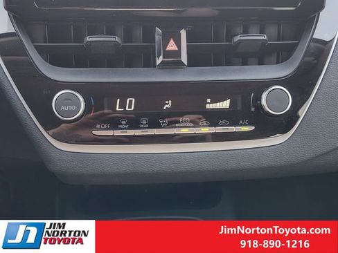Used 2024 Toyota Corolla LE image 21