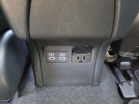 Certified 2024 Toyota Prius Prime image 15