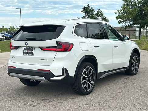 New 2025 BMW X1 xDrive28i w/ Technology Package image 8