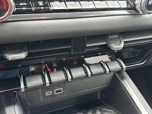 New 2026 GMC Canyon Elevation image 23