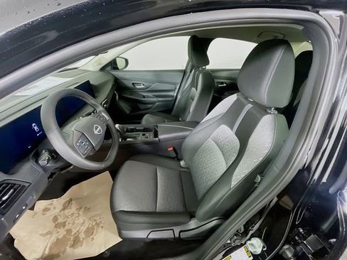 New 2026 Nissan Sentra SV FWD image 13