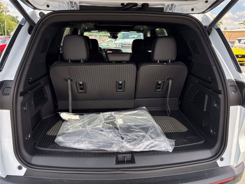 New 2026 Chevrolet Traverse Z71 AWD/4WD image 35