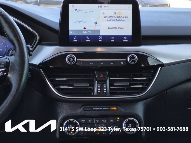 Used 2021 Ford Escape Titanium AWD/4WD image 29