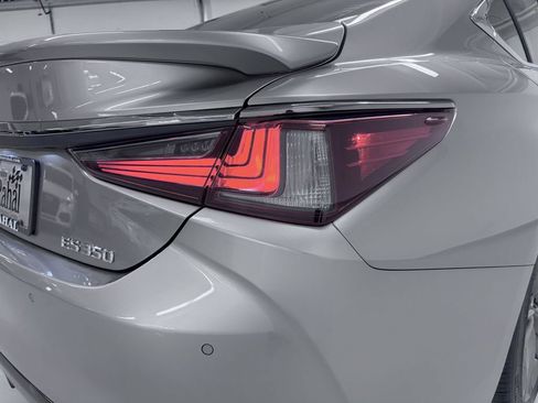 Used 2021 Lexus ES 350 F Sport FWD image 9