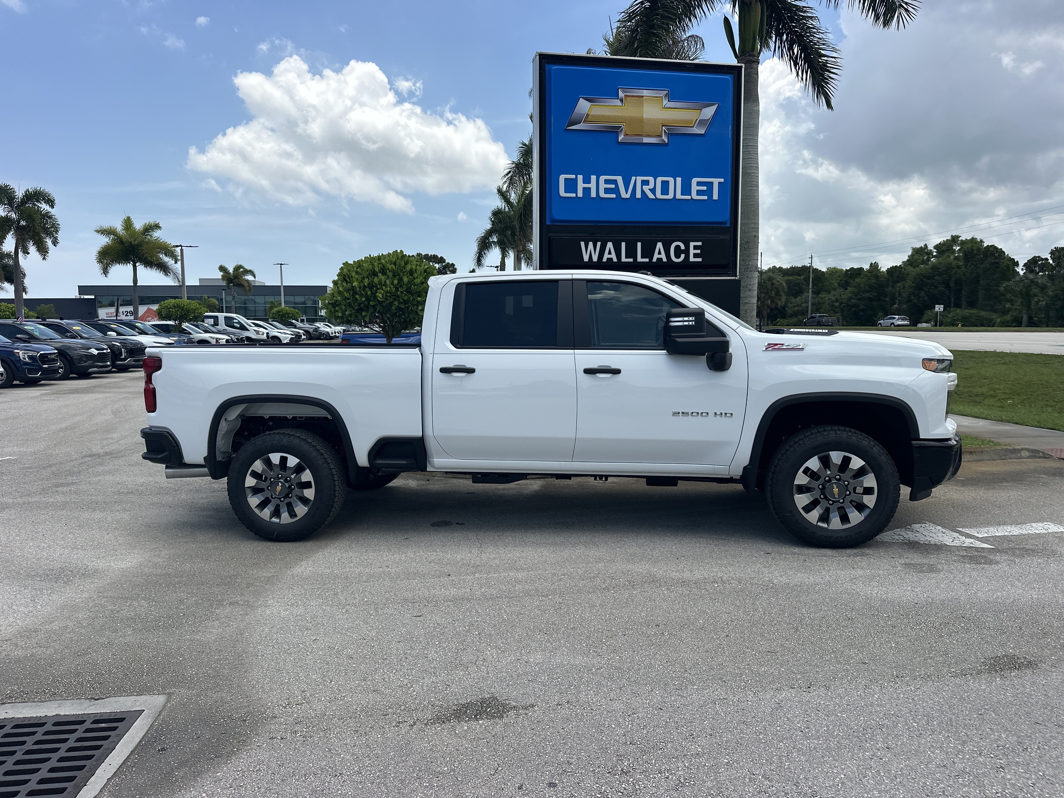New 2026 Chevrolet Silverado 2500 Custom w/ Custom Value Package AWD/4WD image 5