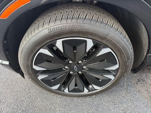 Used 2024 Chevrolet Blazer EV RS image 9