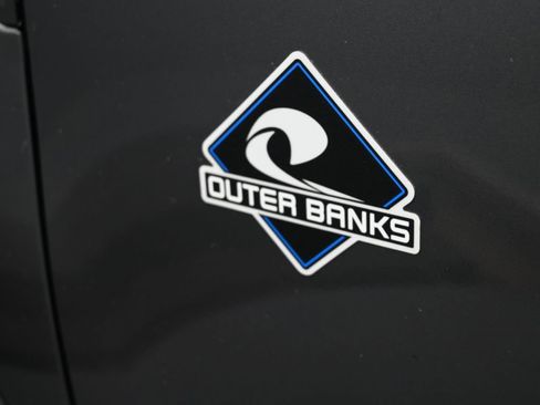 New 2025 Ford Bronco Sport Outer Banks image 15