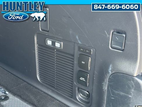 Used 2025 Ford Expedition Max Active AWD/4WD image 16
