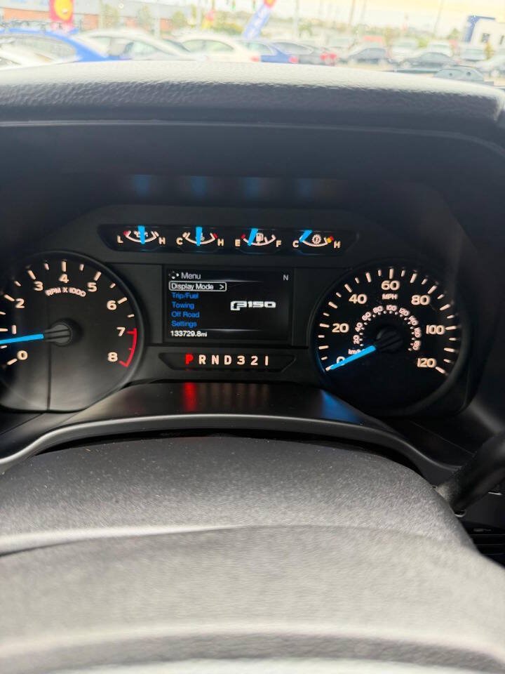 Used 2017 Ford F150 XL w/ Equipment Group 101A Mid AWD/4WD image 47