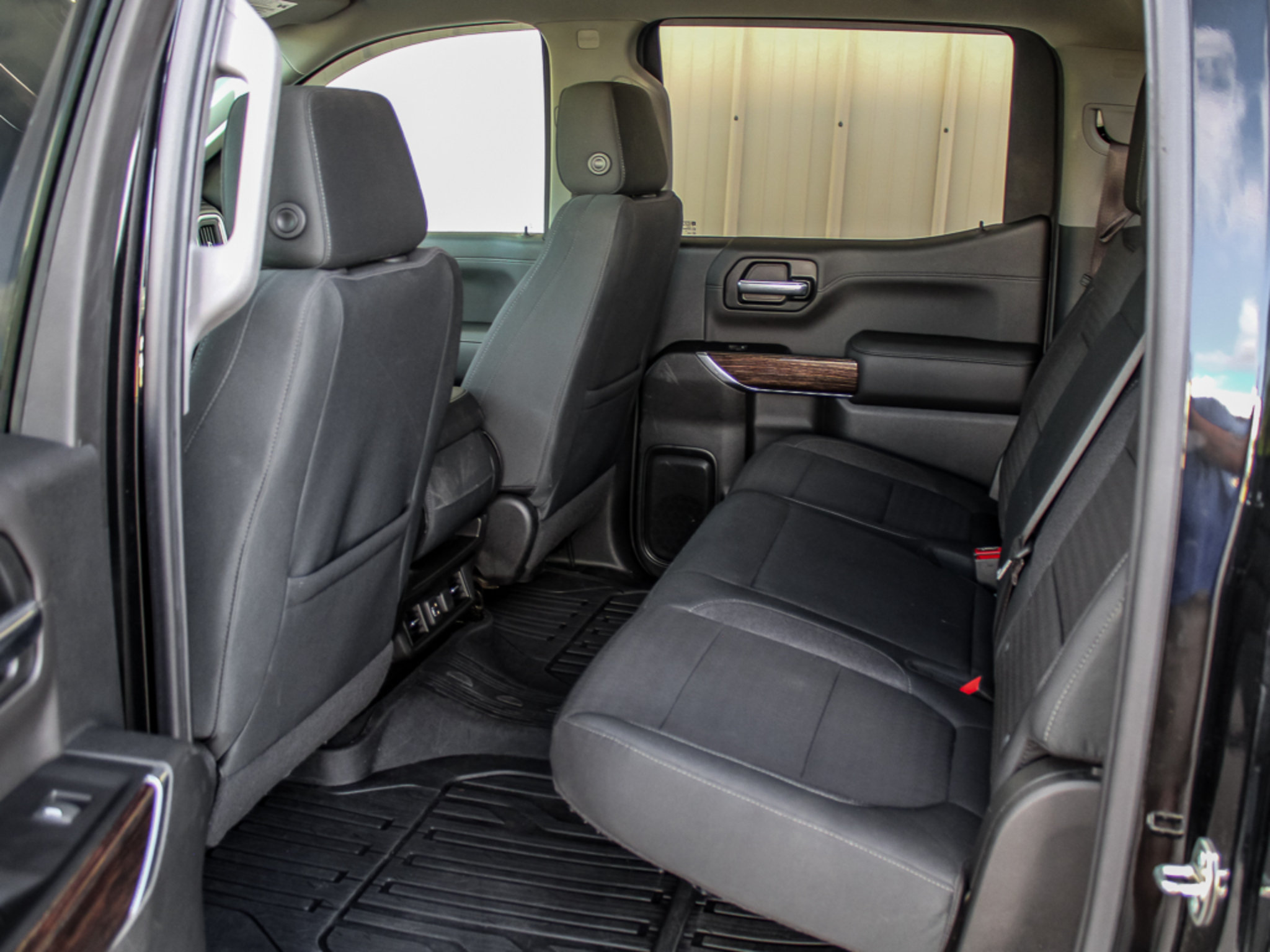 Used 2019 GMC Sierra 1500 SLE w/ SLE Value Package AWD/4WD image 24