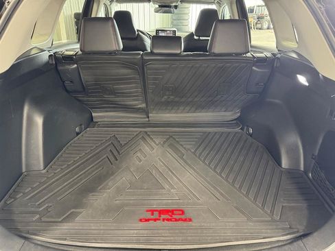 Used 2021 Toyota RAV4 TRD Off-Road w/ TRD Off-Road Weather Package AWD/4WD image 28