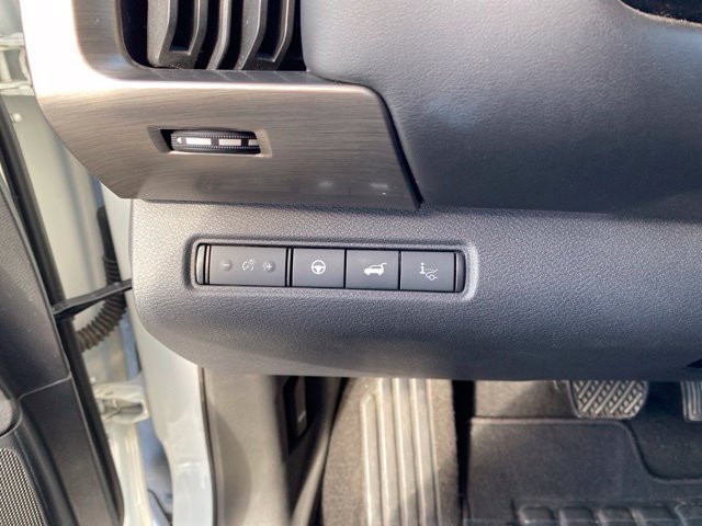 Used 2023 Nissan Pathfinder Platinum w/ Lighting Package (N93) AWD/4WD image 13