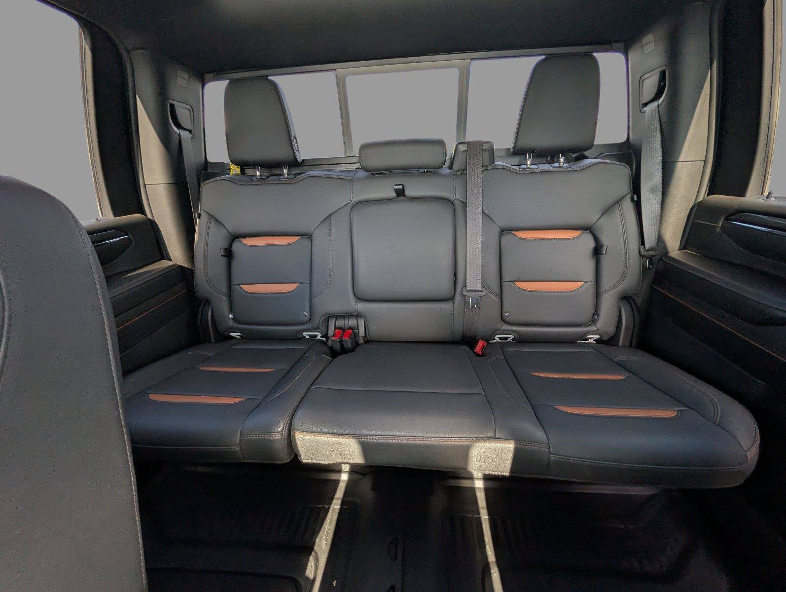 Certified 2024 GMC Sierra 2500 AT4 w/ AT4 Premium Plus Package AWD/4WD image 15