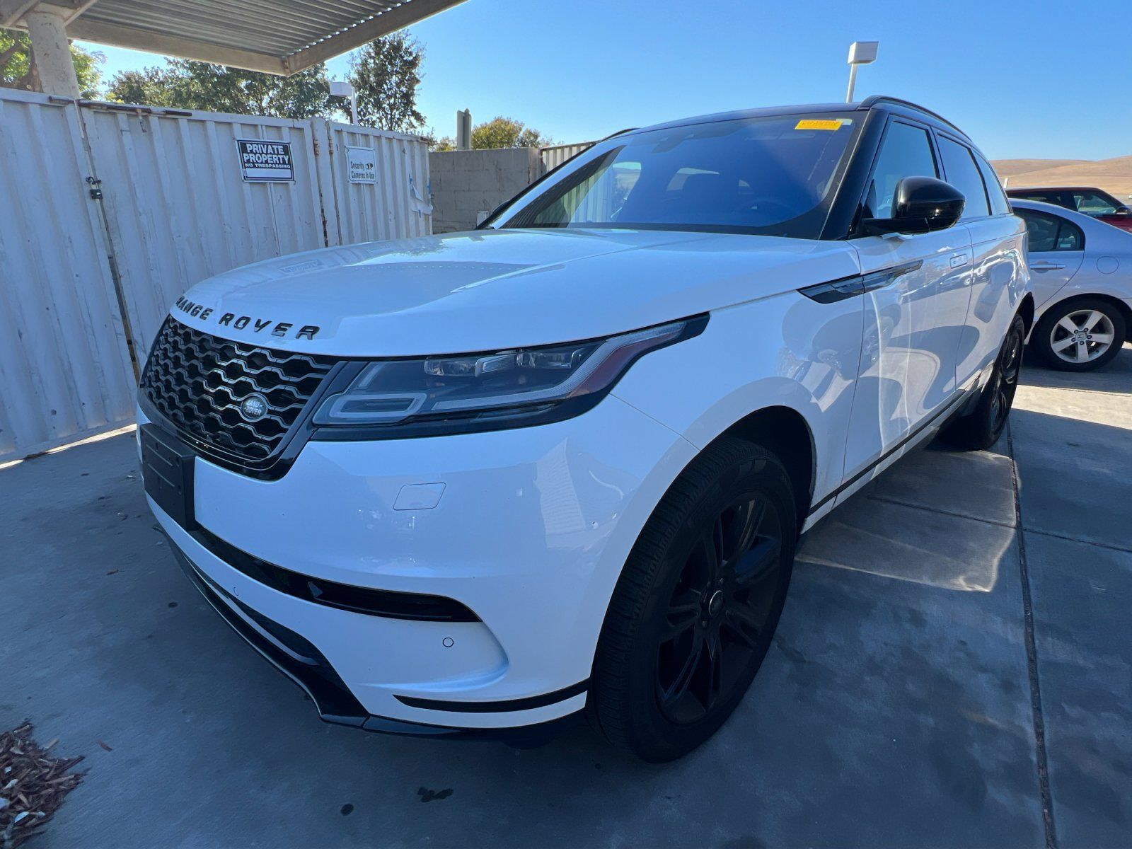 Used 2019 Land Rover Range Rover Velar S AWD/4WD image 2