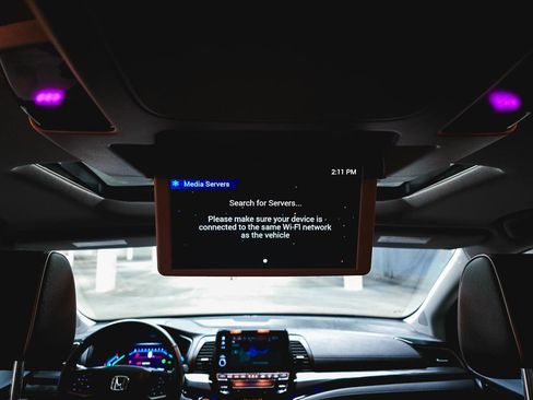 Used 2023 Honda Odyssey Elite image 4