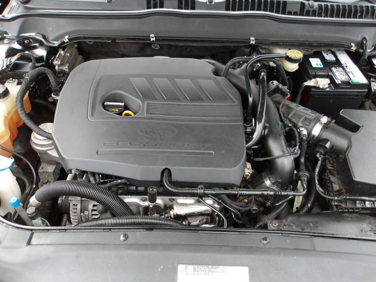Used 2016 Ford Fusion SE FWD image 26