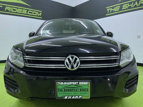 Used 2014 Volkswagen Tiguan S image 3
