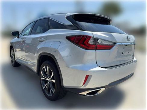 Used 2016 Lexus RX 350 FWD w/ Premium Package image 4