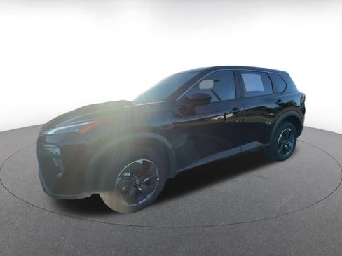 Used 2025 Nissan Rogue SV image 8