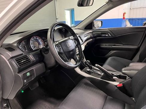 Used 2014 Honda Accord Sport image 22