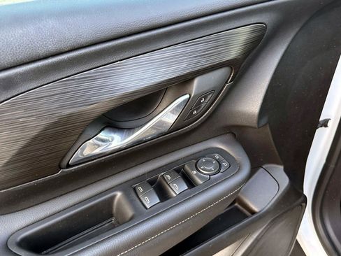 Certified 2023 GMC Terrain SLE image 15