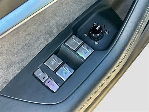 Used 2021 Audi S6 Premium Plus w/ S Sport Package image 18