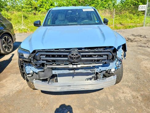 Used 2026 Toyota 4Runner SR5 AWD/4WD image 2