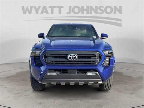 Certified 2025 Toyota Tacoma SR5 image 8