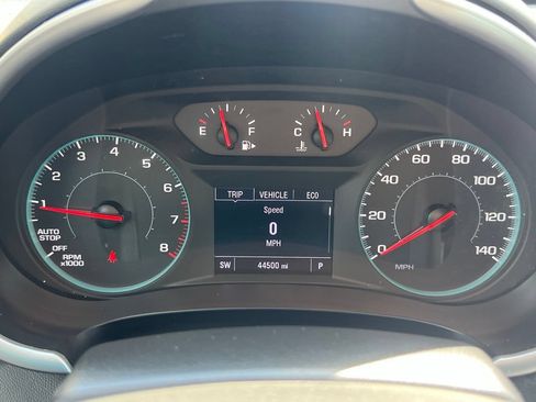 Used 2025 Chevrolet Malibu LT FWD image 17
