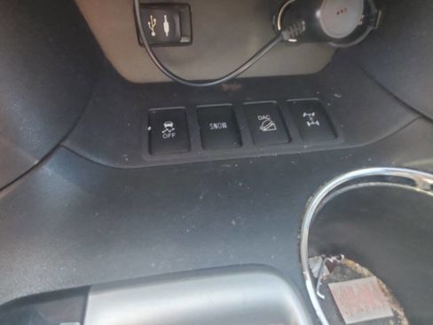 Used 2015 Toyota Highlander Limited AWD/4WD image 20