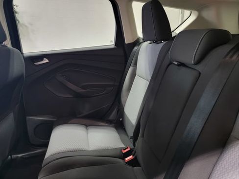 Used 2018 Ford Escape SE w/ SE Sync 3 Package AWD/4WD image 13
