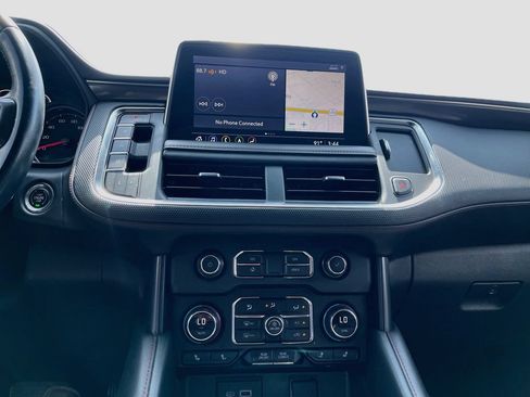 Used 2021 Chevrolet Suburban RST w/ Rear Media and Nav Package RWD image 16