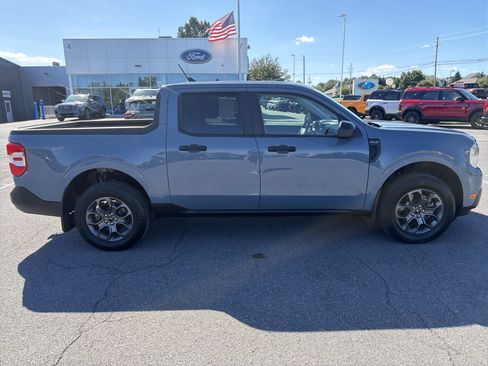 Used 2024 Ford Maverick XLT FWD image 2