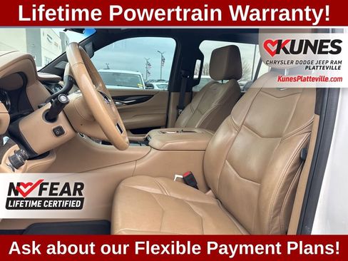 Used 2018 Cadillac Escalade ESV Platinum AWD/4WD image 13