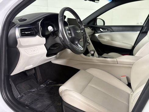 Used 2024 Genesis G70 2.5T image 22