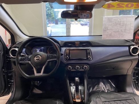 Used 2024 Nissan Versa SV w/ Trunk Package FWD image 13