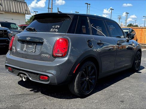 Used 2019 MINI Cooper S w/ Signature Upholstery Package FWD image 6