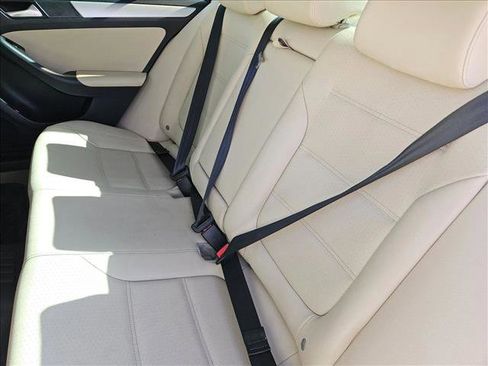 Used 2012 Volkswagen Jetta TDI image 9