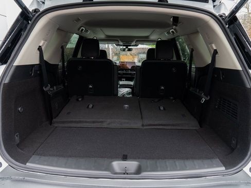 New 2026 Nissan Pathfinder SL image 8