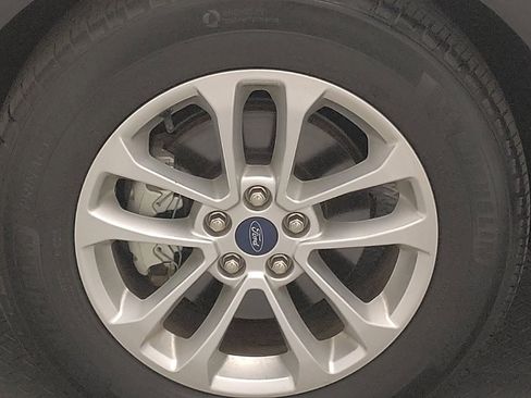 Used 2021 Ford Escape SE w/ Cold Weather Package image 31