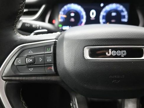 Used 2021 Jeep Grand Cherokee L Limited AWD/4WD image 26