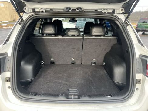 Used 2023 Jeep Compass Limited image 21