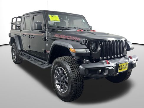 Used 2020 Jeep Gladiator Rubicon image 3