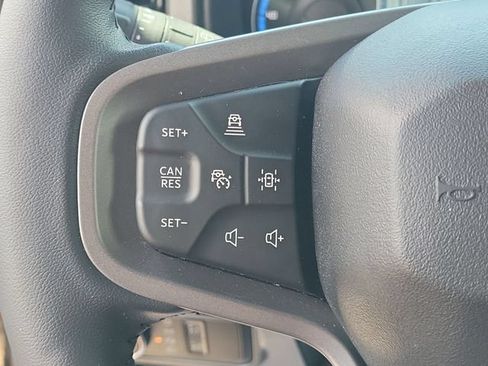 Used 2024 Ford Bronco Outer Banks w/ Sasquatch Package AWD/4WD image 35