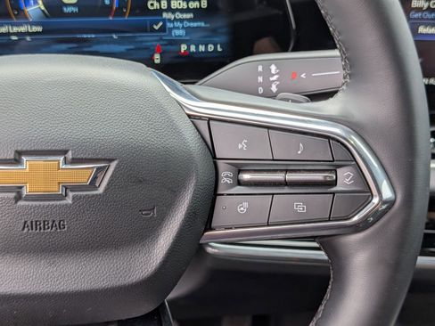Used 2025 Chevrolet Equinox LT FWD image 19