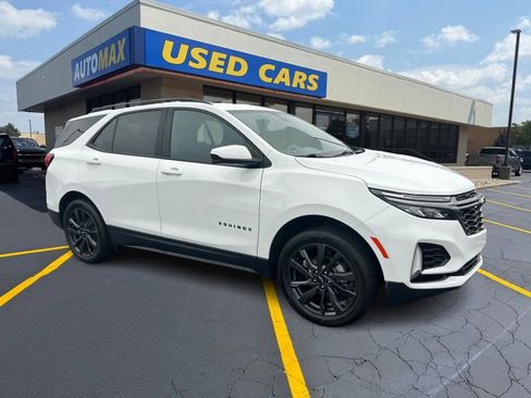 Used 2023 Chevrolet Equinox RS image 4