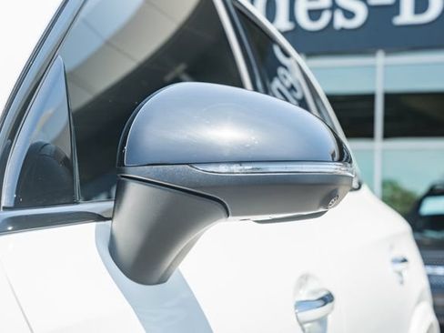 Certified 2025 Mercedes-Benz GLC 300 4MATIC w/ AMG Line image 15