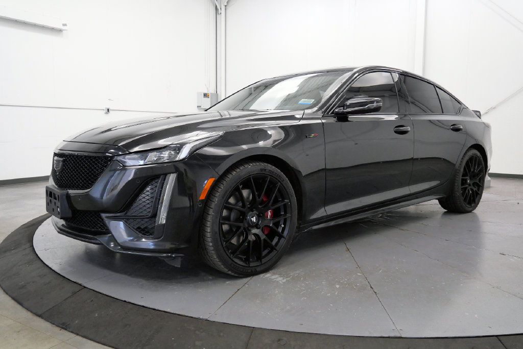 Used 2023 Cadillac CT5 V w/ Platinum Package AWD/4WD image 4