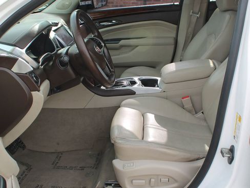 Used 2016 Cadillac SRX Luxury AWD/4WD image 15