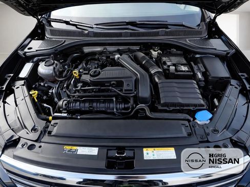Used 2024 Volkswagen Jetta SE FWD image 13
